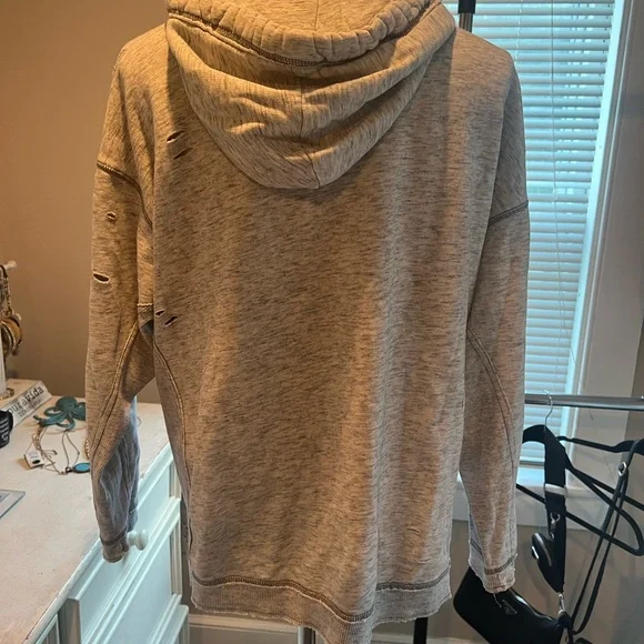 Hollister hoodie - Picture 4 of 5